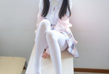 柴系小乖(稚乖画册) NO.009 — 夜夜 80D 白丝JK[63P+1V／821MB]-套图岛