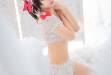 喵糖映画 VOL.155 草莓印花小夜衣-套图岛