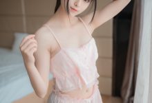 喵糖映画 VOL.104 粉色吊带睡衣-套图岛