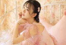 粉红美女丝袜长腿性感诱惑写真-套图岛