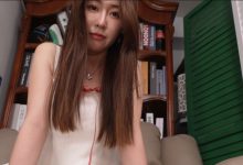 小美女芝芝展示她的性感的小脚丫 第三部 [1V-3.2G]-套图岛