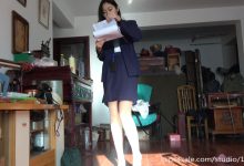 K&M 001-畅畅双重视角秀肉丝美足 [MP4-1.21G]-套图岛