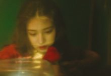 [YITUYU艺图语]2022.06.25 发光的发丝，三角梅瀑布下的女神 姝雯同学[54+1P／853MB]-套图岛