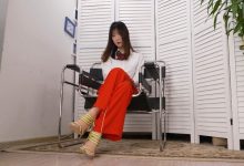 [A&F]丝足视频 092-美女王佳性感展示透明肉色袜美脚 [1V-3.56G]-套图岛