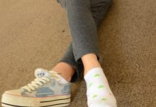 [战前女神] 恋足美腿棉袜女神级摄影套图 058 [101P-273MB]-套图岛