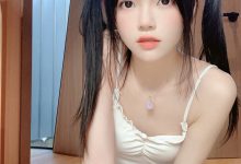 桜桃喵 –  碎花 自拍 [16P-83MB]-套图岛